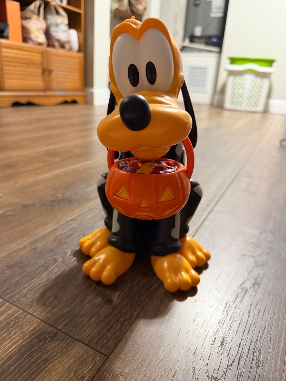 Pluto Halloween Candy Bucket - Orange and Black Kids Toy